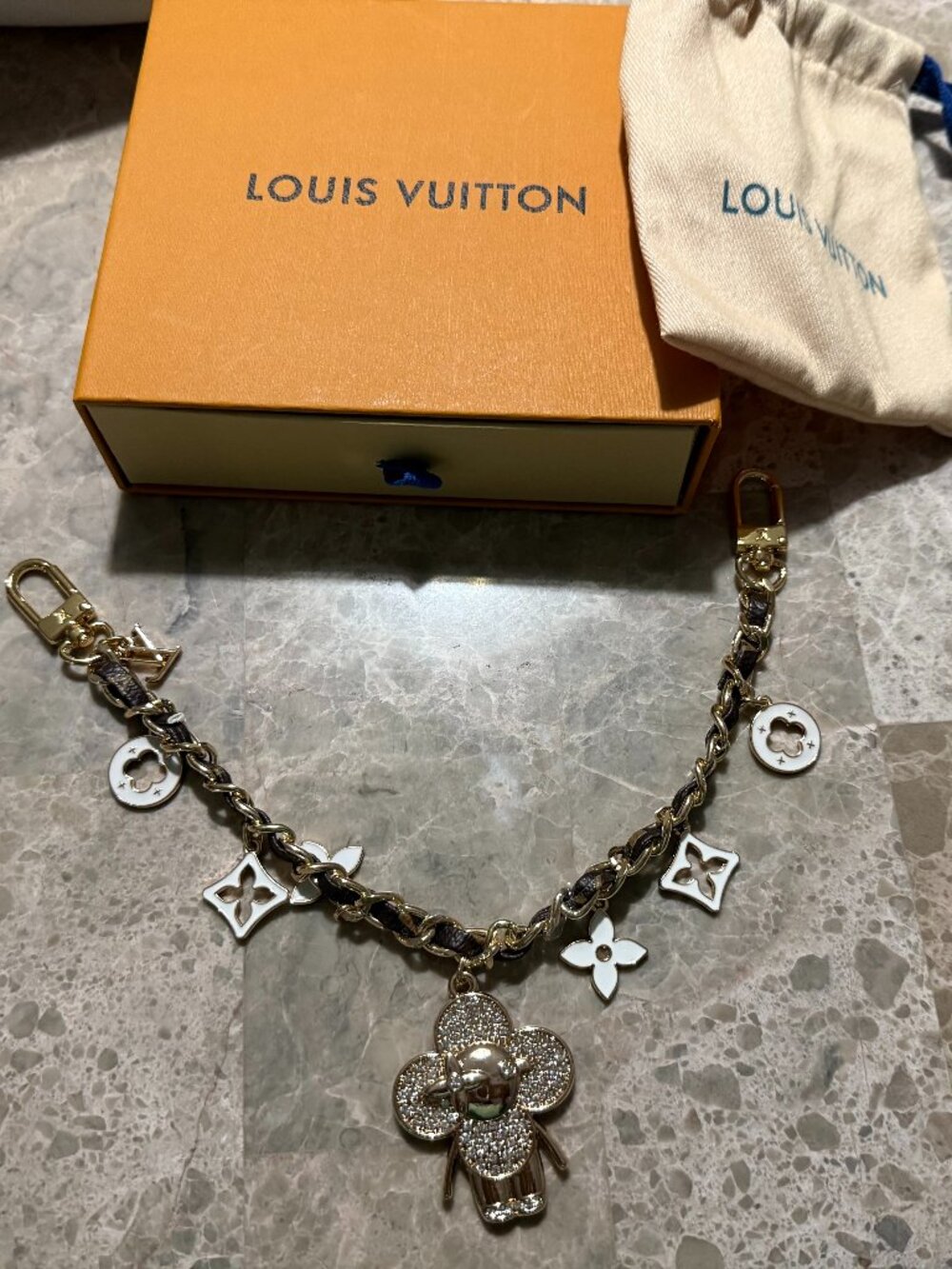 Stunning Brand-New Fashion Bag Charm-Comes with Box and Dust Bag! TOP QUALITY!
